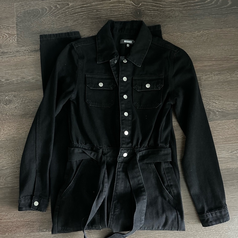 Missguided Black Jumpsuit with Tie Waist and Relaxed Fit